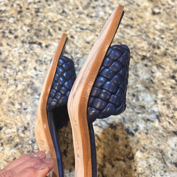 Bernardo Leather Wood Sandals - Picture 7 of 10